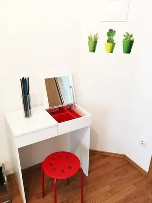 Superior Apart Daire, 1 Büyük (Queen) Boy Yatak ve Çekyat, Balkon, Kısmi Deniz Manzaralı