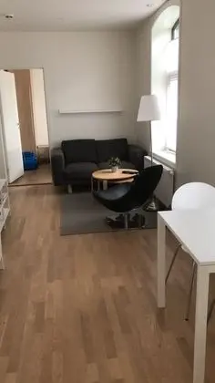 Apart Daire, 2 Yatak Odası, Sigara İçilmez