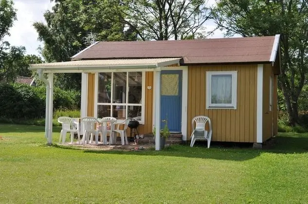 Family Kulübe (Linen not included)