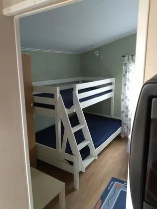 Kulübe (Linen not included)