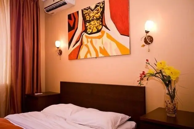 Apart Daire, 1 Yatak Odası (Bolshaya Gruzinskaya str., 63)
