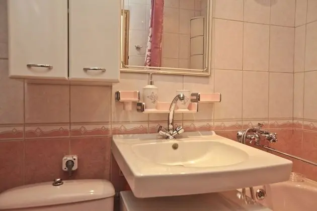 Apart Daire, 2 Yatak Odası (Bolshaya Gruzinskaya str., 62)