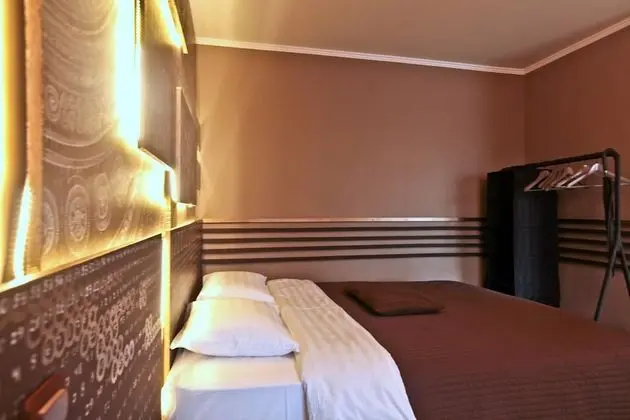 Deluxe Stüdyo (Gruzinsky pereulok, 16)