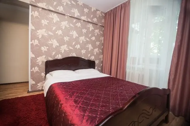 Stüdyo (Berezhkovskaya Naberezhnaya 10)