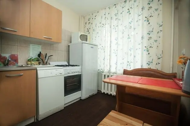 Stüdyo (Berezhkovskaya Naberezhnaya 10)