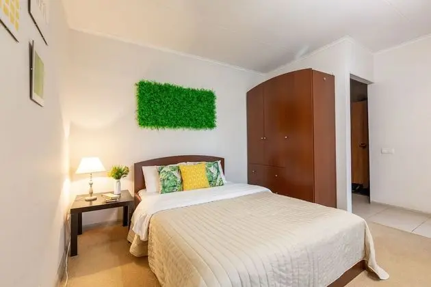 City Apart Daire (Gruzinskiy per., 12)