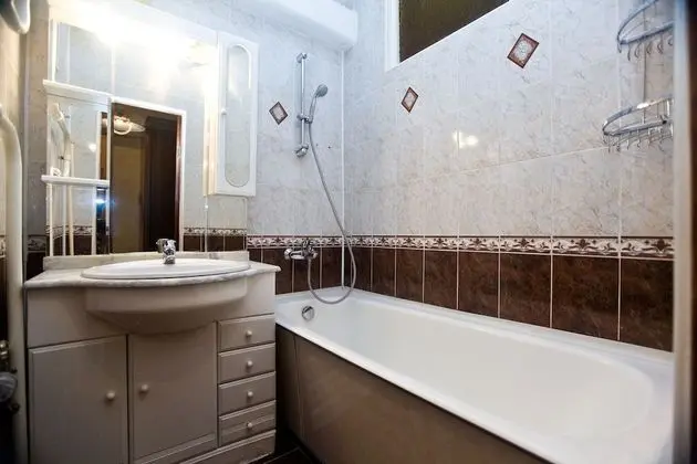 Apart Daire (Pugovishnikov per., 8)