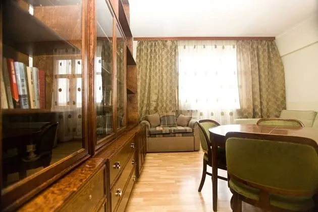 Apart Daire (Paveletskaya sq., 1 )