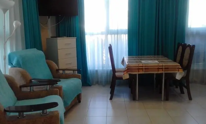 Apart Daire, 1 Büyük (Queen) Boy Yatak, Sigara İçilmez