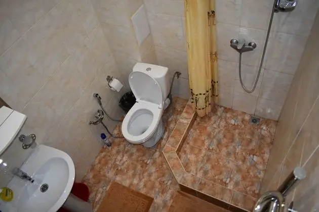 Apart Daire, 1 Büyük (Queen) Boy Yatak, Sigara İçilmez