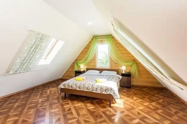 Comfort Tek Büyük veya İki Ayrı Yataklı Oda