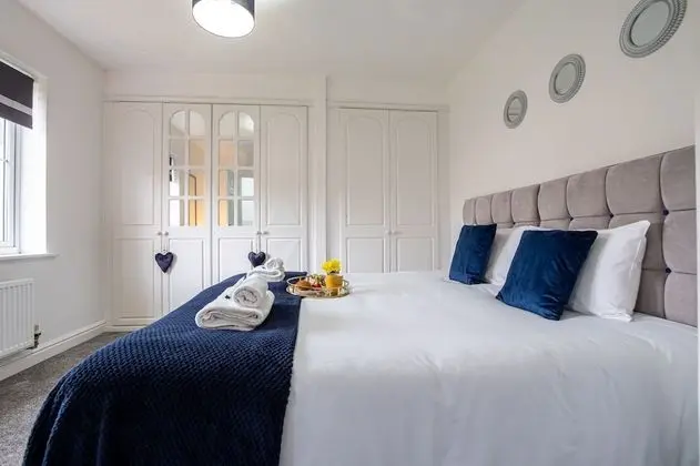 Exclusive Ev, Özel Banyo, Bahçe Manzaralı (KVM - Bluebird House)