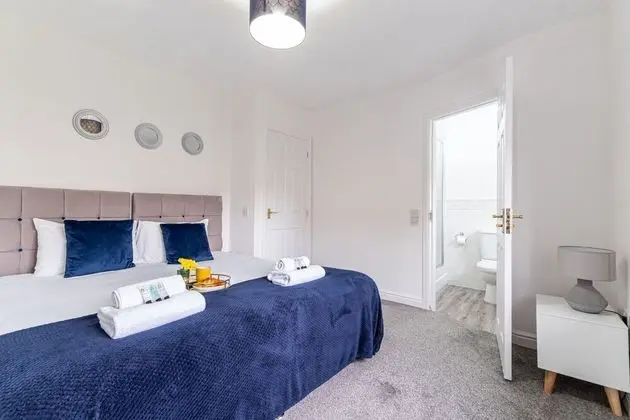 Exclusive Ev, Özel Banyo, Bahçe Manzaralı (KVM - Bluebird House)