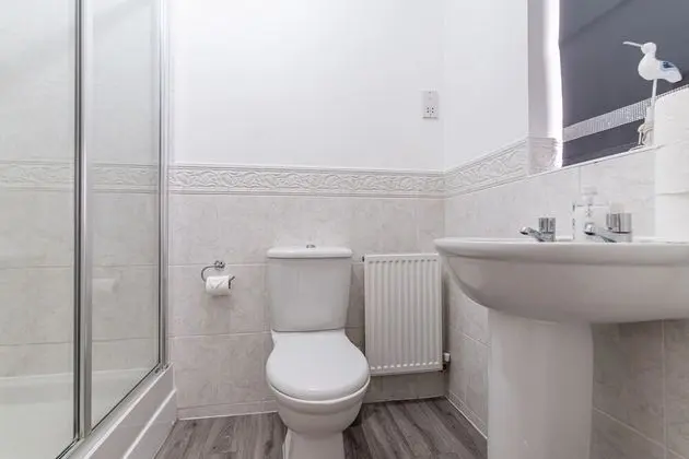 Exclusive Ev, Özel Banyo, Bahçe Manzaralı (KVM - Bluebird House)