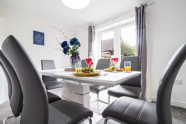 Exclusive Ev, Özel Banyo, Bahçe Manzaralı (KVM - Bluebird House)