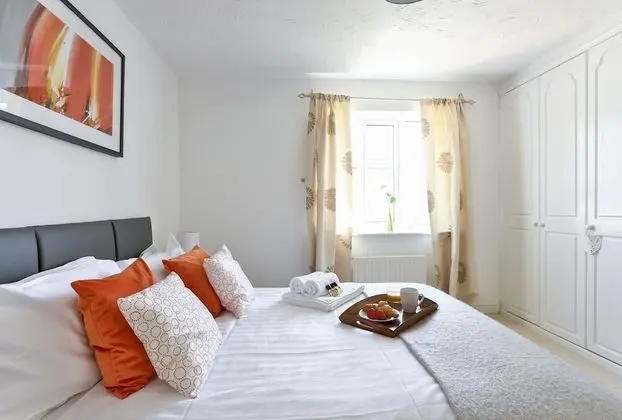 Superior Ev, Özel Banyo, Bahçe Manzaralı (KVM - Highclere House)