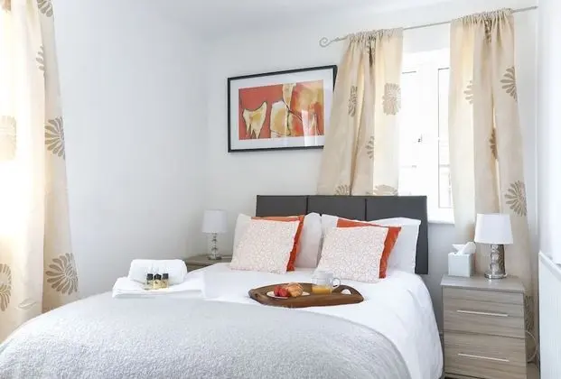 Superior Ev, Özel Banyo, Bahçe Manzaralı (KVM - Highclere House)