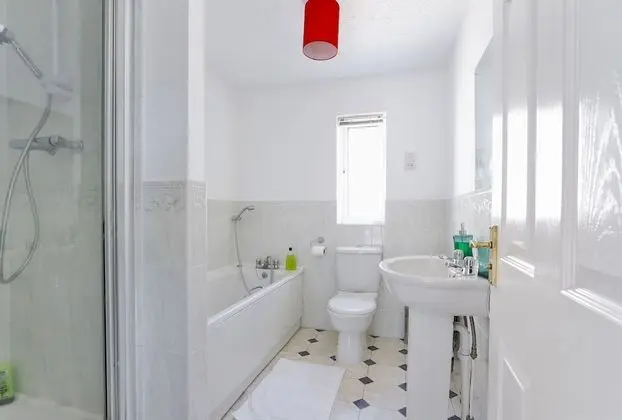 Superior Ev, Özel Banyo, Bahçe Manzaralı (KVM - Highclere House)