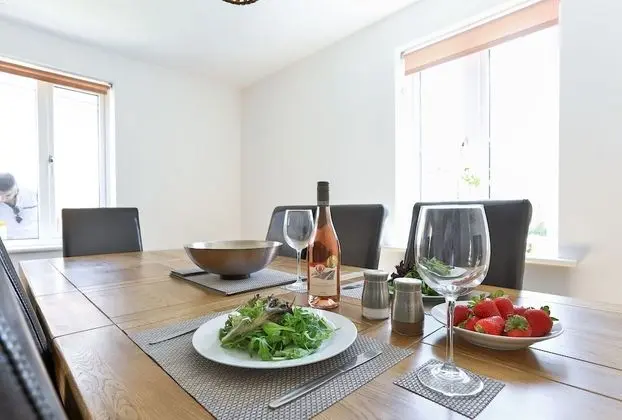 Superior Ev, Özel Banyo, Bahçe Manzaralı (KVM - Highclere House)