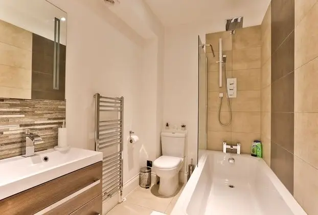 Apart Daire, Özel Banyo (KVM - Jubilee Mansions 2)
