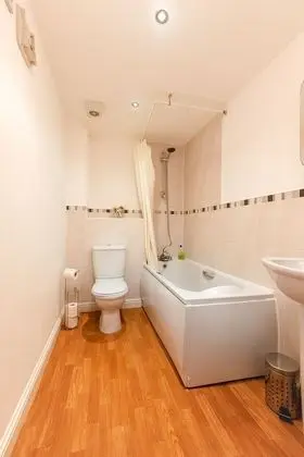 Classic Apart Daire, Özel Banyo (KVM - Peacock Apartment)