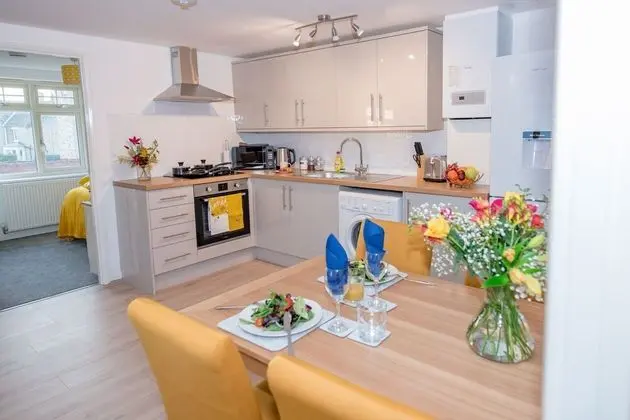 Apart Daire, Özel Banyo (KVM - Sunshine Apartment)