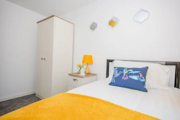 Apart Daire, Özel Banyo (KVM - Sunshine Apartment)