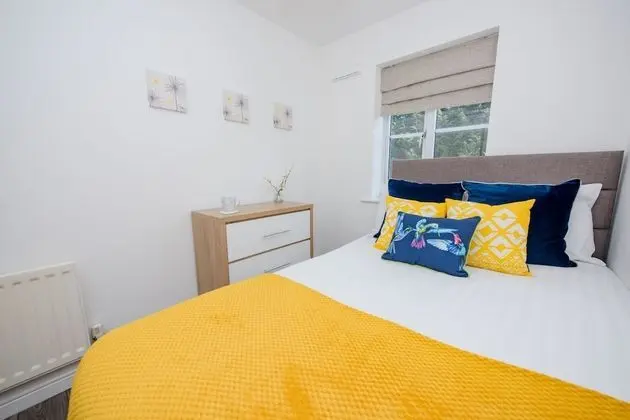 Ev, Özel Banyo, Bahçe Manzaralı (KVM - Swan House)
