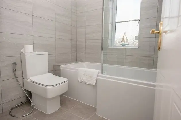 Ev, Özel Banyo, Bahçe Manzaralı (KVM - Swan House)