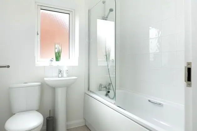 Exclusive Ev, Özel Banyo, Bahçe Manzaralı (KVM - Thorpe House)