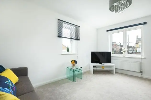 Exclusive Ev, Özel Banyo, Bahçe Manzaralı (KVM - Thorpe House)
