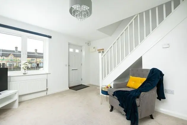 Exclusive Ev, Özel Banyo, Bahçe Manzaralı (KVM - Thorpe House)