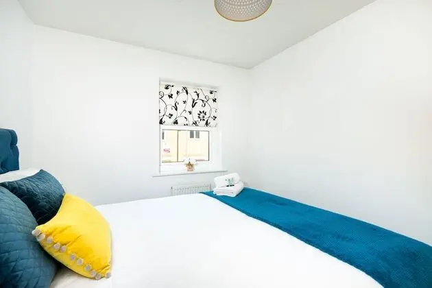 Superior Ev, Özel Banyo, Bahçe Manzaralı (KVM - Whitebeam House)