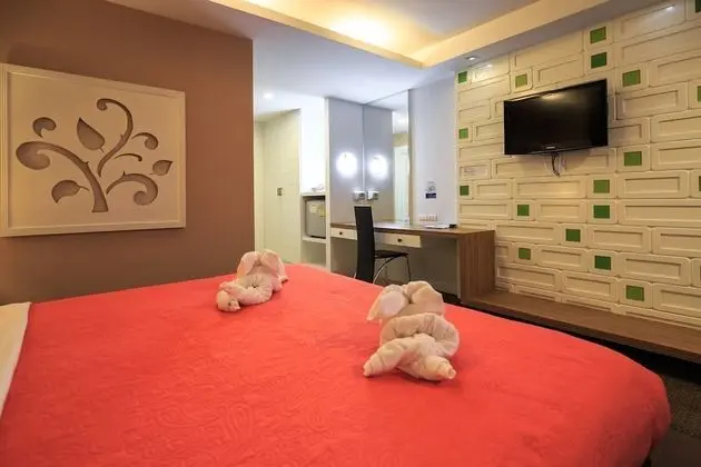 Standard Tek Büyük Yataklı Oda