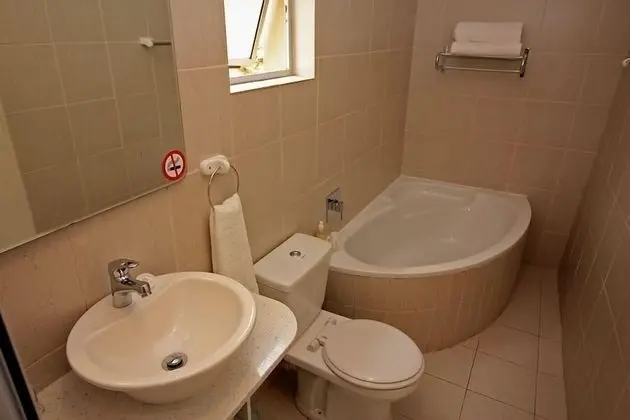 Self Catering - 2 bedroomed