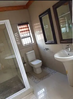 Standard İki Ayrı Yataklı Oda (Shower only)