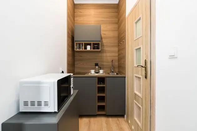 Stüdyo, Balkon