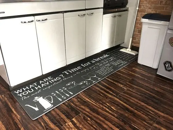 Grand Oda, Sigara İçilmez