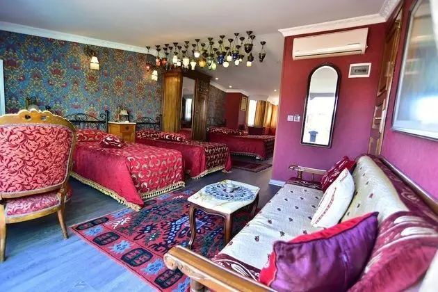 Family Dört Kişilik Oda