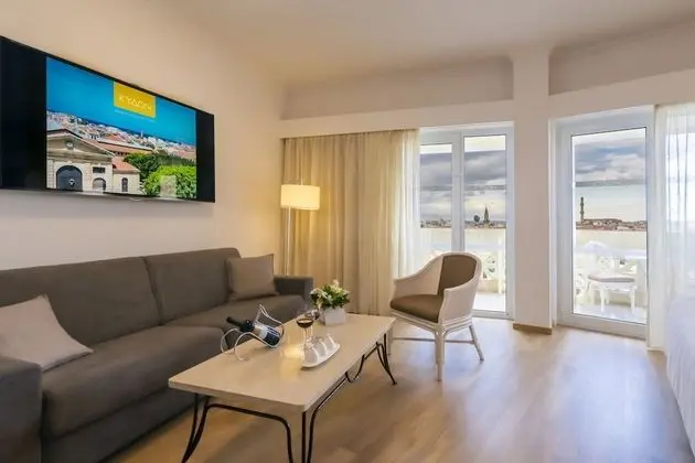 Executive Süit, Şehir Manzaralı (Old Town View)