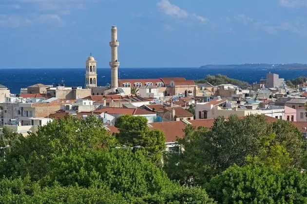 Superior Oda, Şehir Manzaralı (Old Town View)