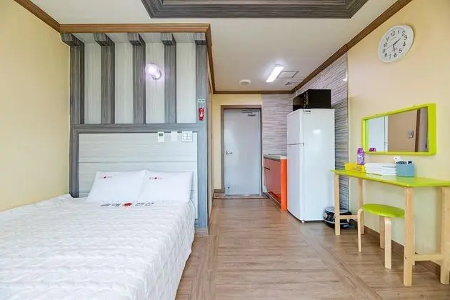 Basic Oda, 1 Yatak Odası (Sole 102)