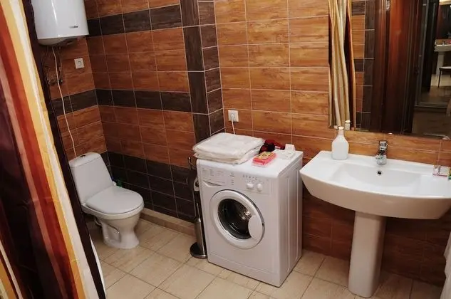 City Apart Daire, 1 Büyük (Queen) Boy Yatak ve Çekyat, Sigara İçilmez (118 Zhylyanska street)