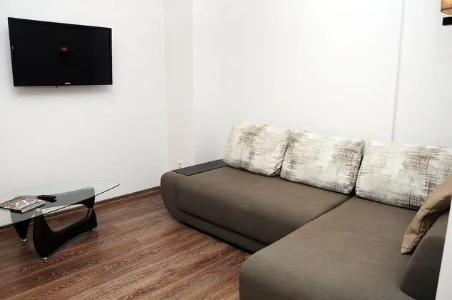 City Apart Daire, 1 Büyük (Queen) Boy Yatak ve Çekyat, Sigara İçilmez (118 Zhylyanska street)