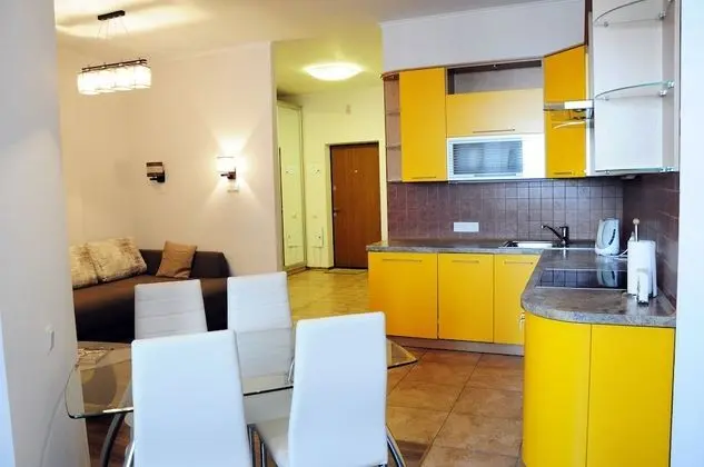 City Apart Daire, 1 Büyük (Queen) Boy Yatak ve Çekyat, Sigara İçilmez (118 Zhylyanska street)