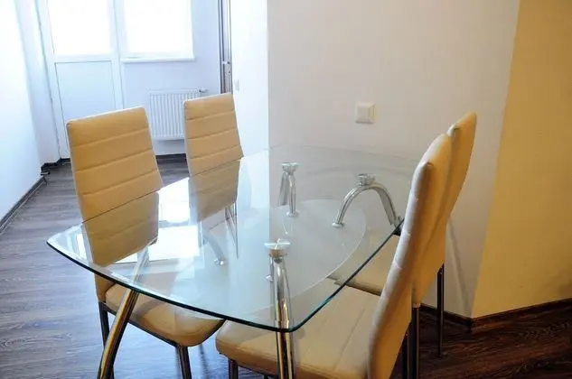 City Apart Daire, 1 Büyük (Queen) Boy Yatak ve Çekyat, Sigara İçilmez (118 Zhylyanska street)