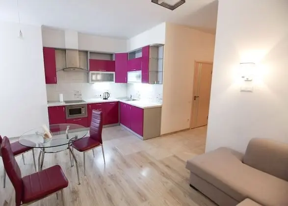 City Apart Daire, 1 Büyük (Queen) Boy Yatak ve Çekyat, Sigara İçilmez (118 Zhylyanska street)