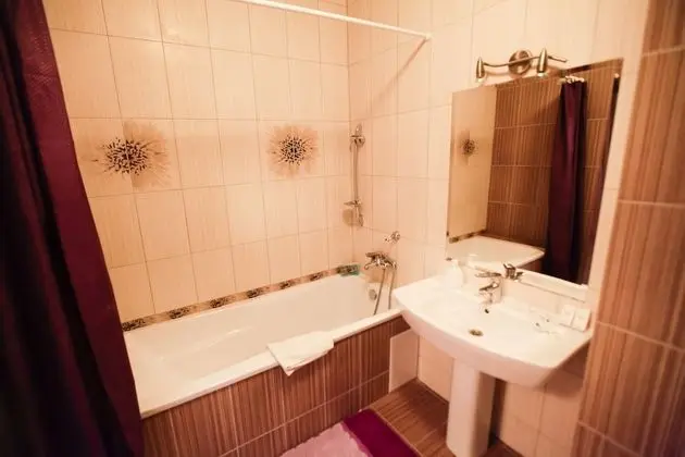 City Apart Daire, 1 Büyük (Queen) Boy Yatak ve Çekyat, Sigara İçilmez (118 Zhylyanska street)