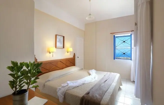 Standard Tek Büyük Yataklı Oda