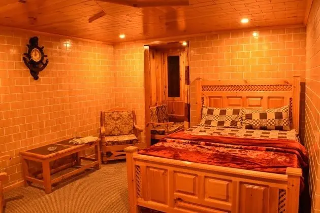 Luxury Tek Büyük Yataklı Oda